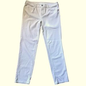 EDDIE Bauer, jean’s style pant, size 16, tan color, excellent condition,stretchy